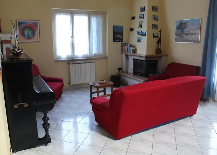 Casa Margubbio Feriehus *